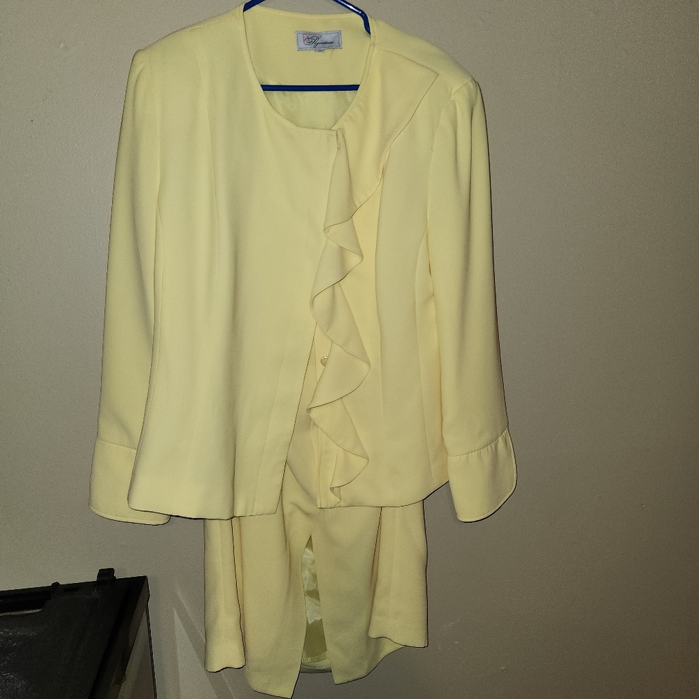 Women's skirt suit